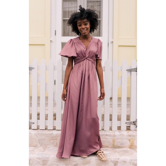 Gal Meets Glam Dresses & Skirts - Gal Meets Glam Genevieve empire waist mauve maxi dress